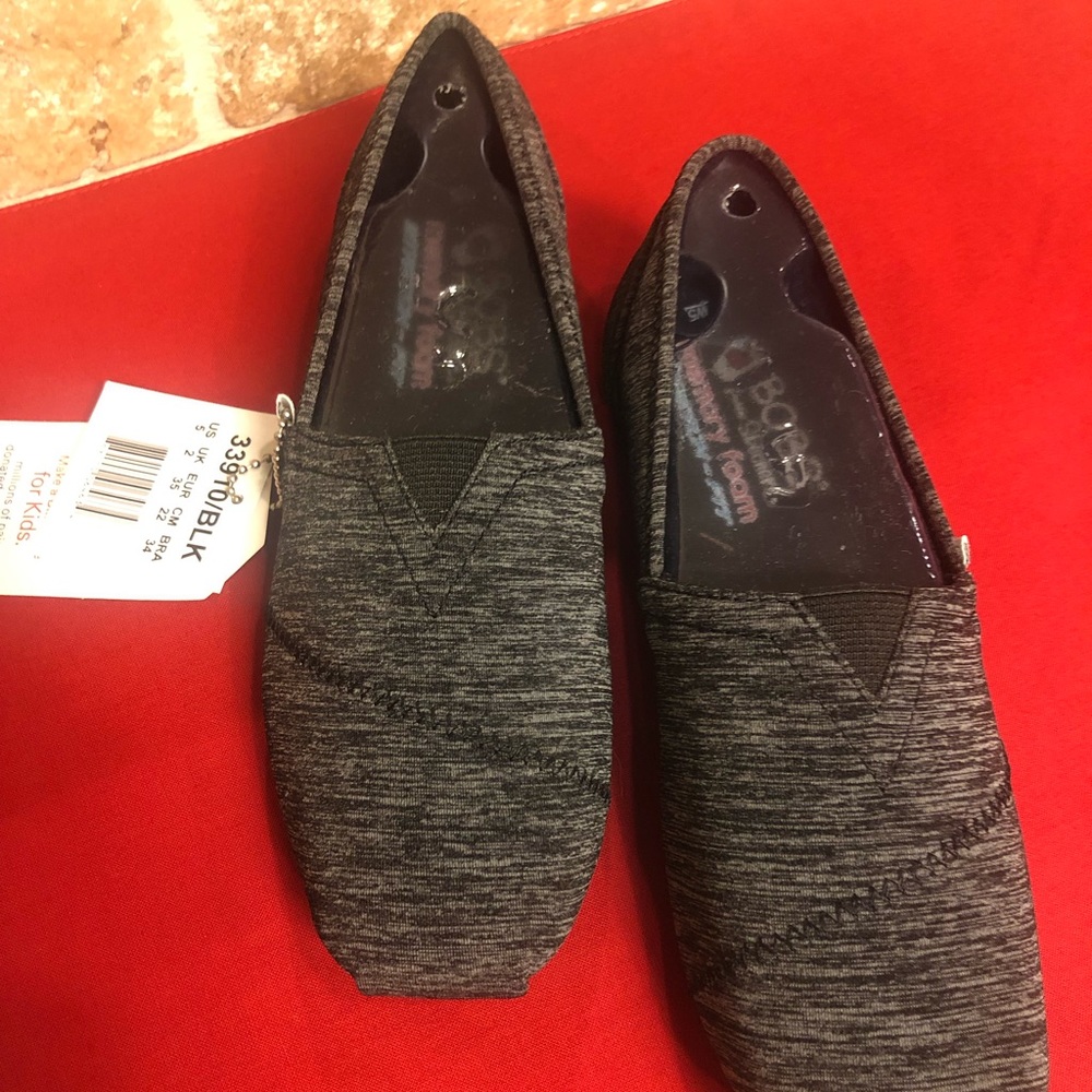 Skechers BOBS — NWT